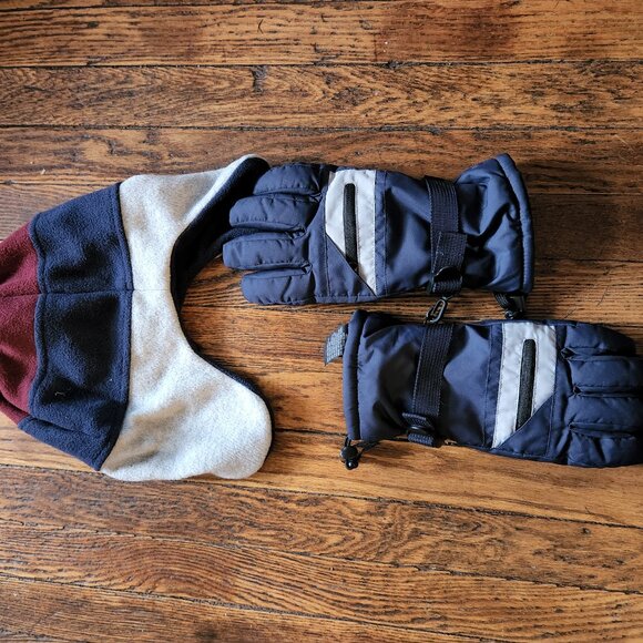 *NWT* youth boys winter hat and gloves set sz L/XL - Picture 1 of 5